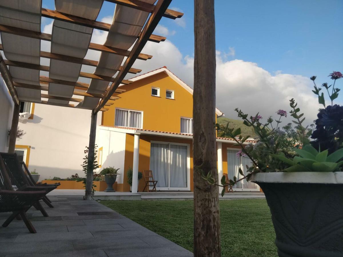 Casa D'Avo Guesthouse And Apartment Urzelina Eksteriør bilde